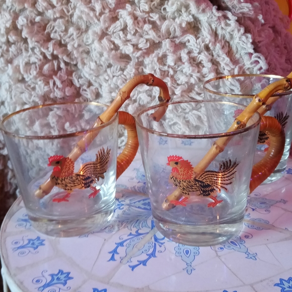 1940's vintage hand blown tea mug with bamboo stirrer & rooster decal - Picture 4 of 4